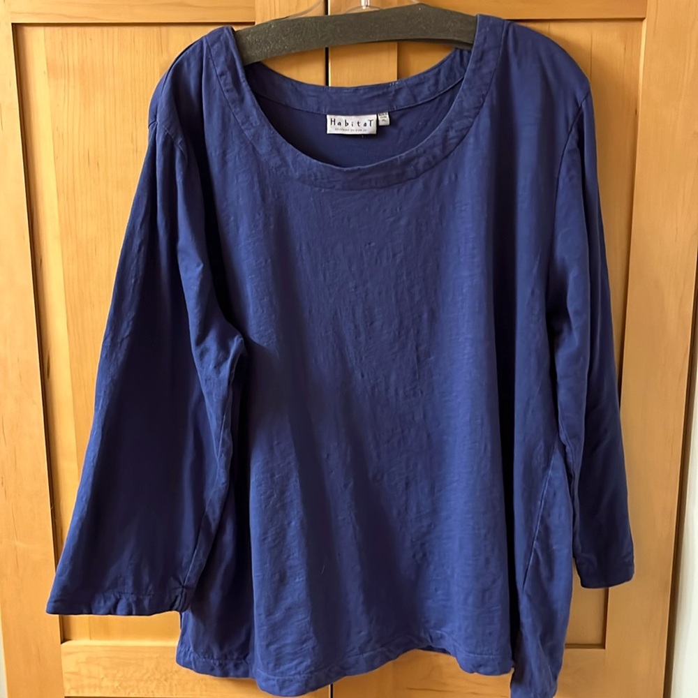 Habitat, long sleeve top, made of 100% cotton. Size XL
